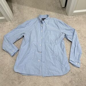 Banana Republic Light Blue Casual Button Down Shirt